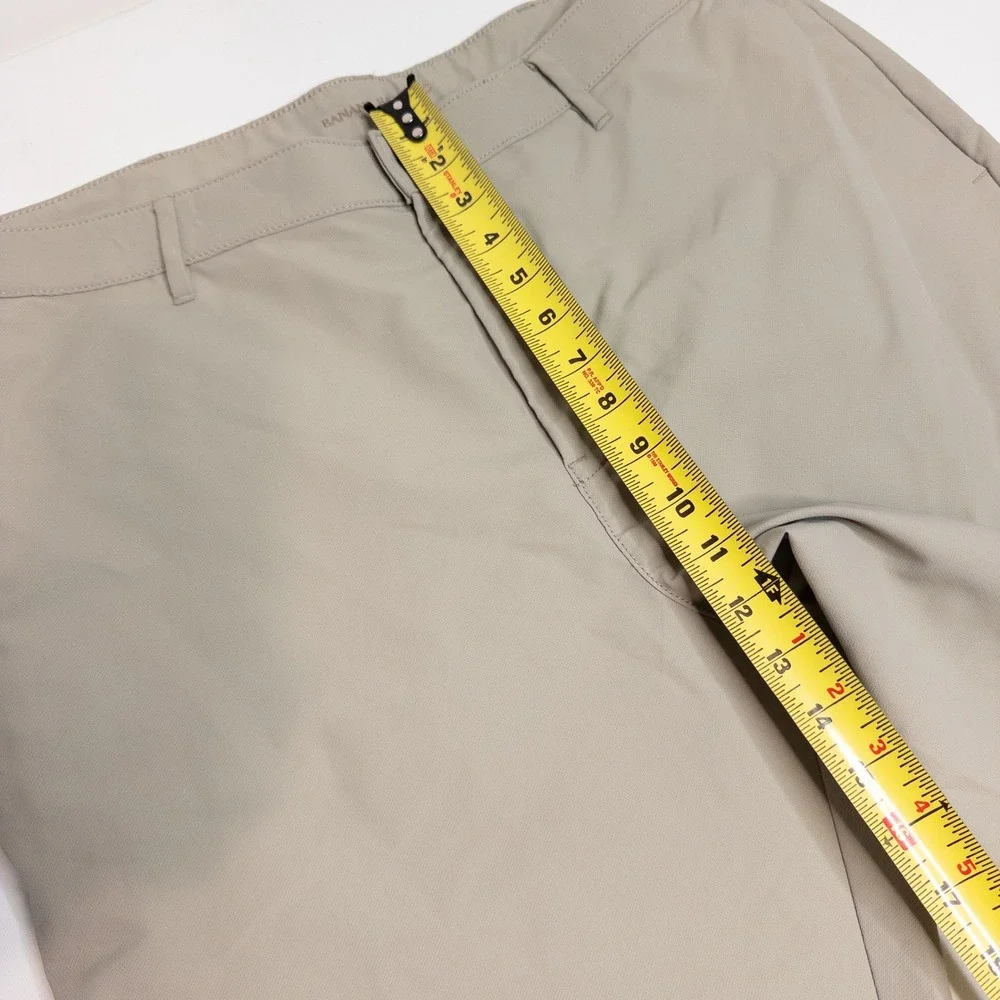 Banana Republic Chino Pants Mens 38x32 Khaki Tan Good Core Temp Performance
